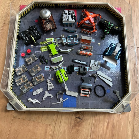 BattleBots Arena Playset with Accessories - Picture 1 of 14